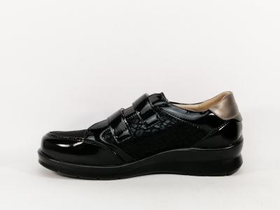 Basket femme confortable à velcro noir vernis SWEET'R doxino pieds larges