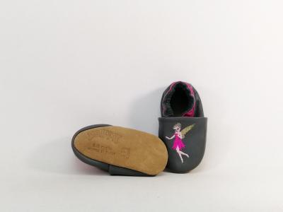 Chausson pour bebe naissance fille cuir souple fée BELLAMY en destockage 0 à 6 mois