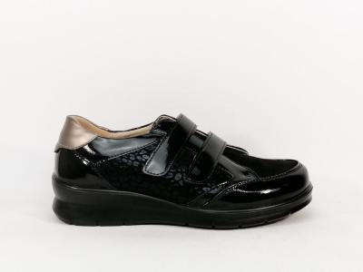 Basket femme confortable à velcro noir vernis SWEET'R doxino pieds larges