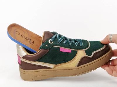 Sneakers femme tendance cuir vert original et confortable destockage CARMELA 161810 à pas cher