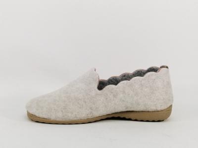 Chausson femme élégant et chic, feutre souple gris clair SOCA 0332 tostado - fabrication Espagne