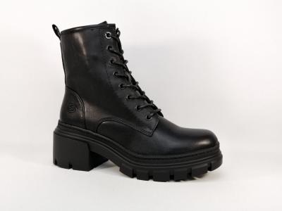 Boots noire  lacets style rangers femme destockage DOCKERS 51KA303