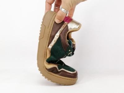 Sneakers femme tendance cuir vert original et confortable destockage CARMELA 161810 à pas cher