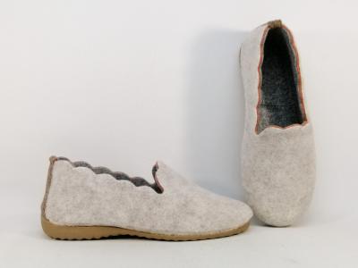 Chausson femme lgant et chic, feutre souple gris clair SOCA 0332 tostado - fabrication Espagne